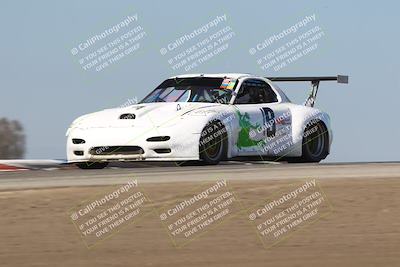 media/Oct-26-2025-CalClub SCCA (Sun) [[8ce1e69566]]/Group 4/Grapevine/